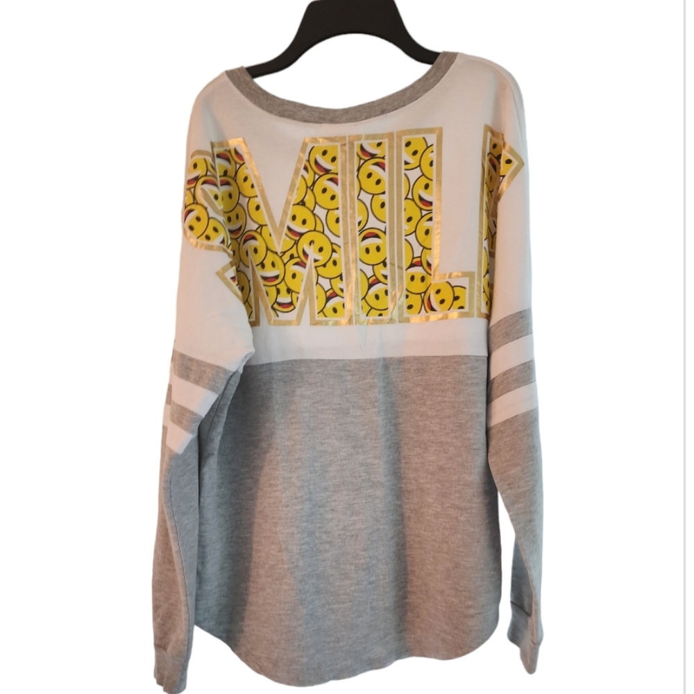 Preowned Terry Leigh Sweatshirt. - Picture 4 of 5